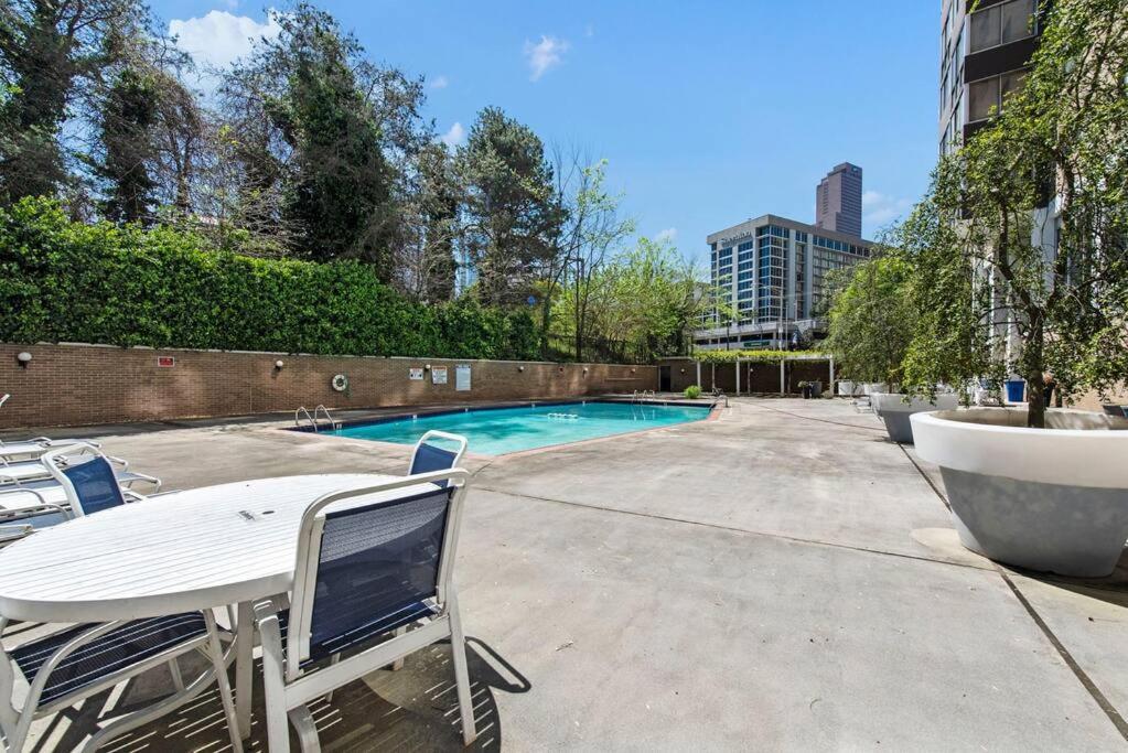 Apartament 1109-Extra Lg-King Bed-1 Free Park-Fast Wifi-Dtw Atlanta Zewnętrze zdjęcie